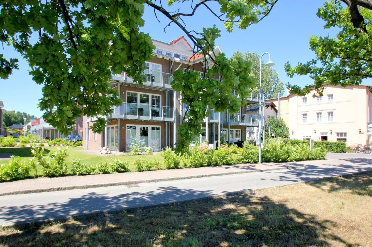 Hafennahe Penthousewohnung Mit Meerblick - Hafenresidenz Lauterbach Fewo 2-7 Bagian luar foto